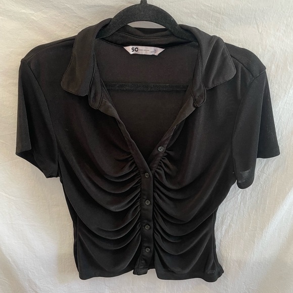 SO Women's Black Button Down Ruched Shirt - Picture 1 of 3